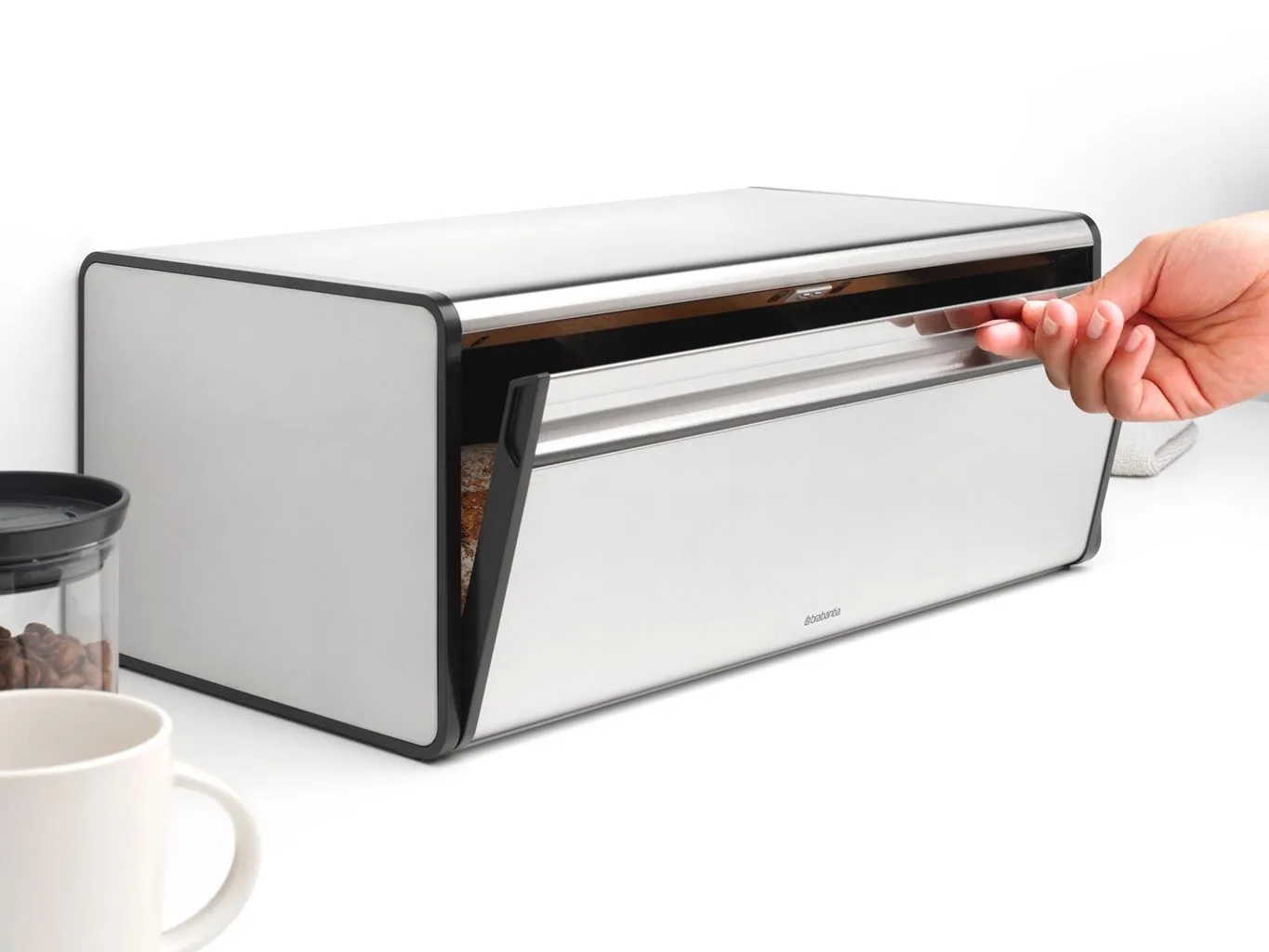 Brabantia Profile bread bin image 2