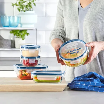 Pyrex glass food storage set image 2