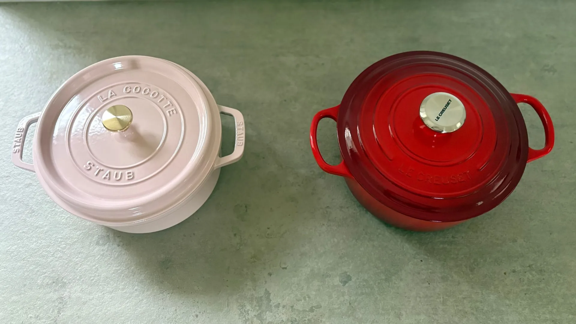 Staub cast iron cocotte image 2